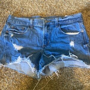 Old navy mid-rise boyfriend shorts